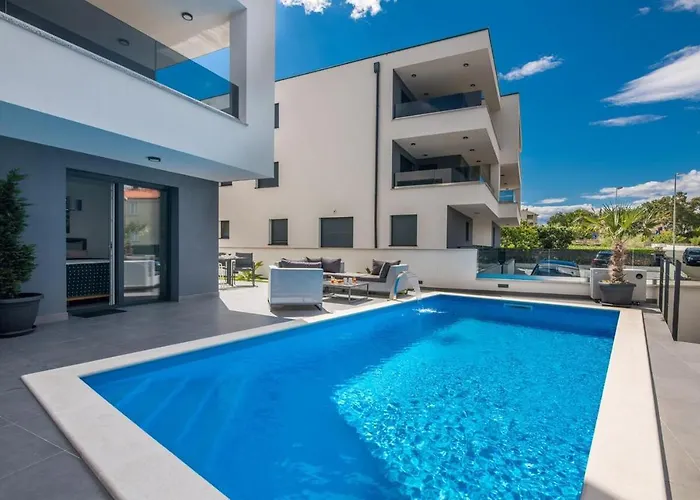 Family-friendly With Swimming Pool Vantacici, Krk - 19303 Apartment
