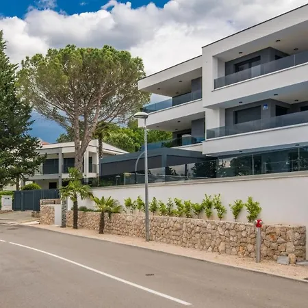 Family-friendly With Swimming Pool Vantacici - Krk - 19303 Malinska